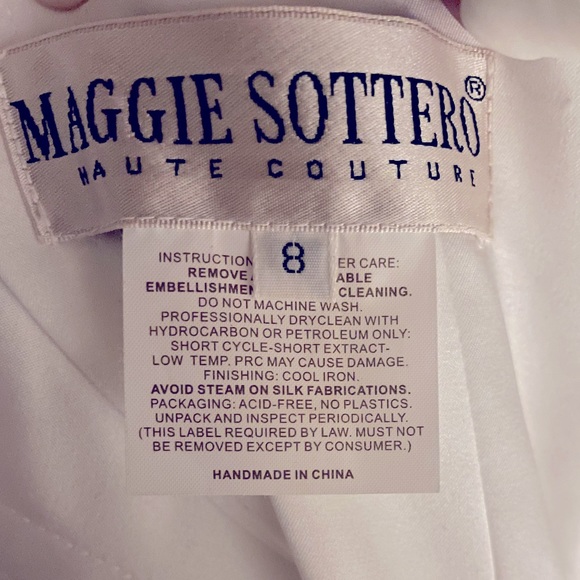 Maggie Sottero Wedding Gown Size 8 - Picture 6 of 9
